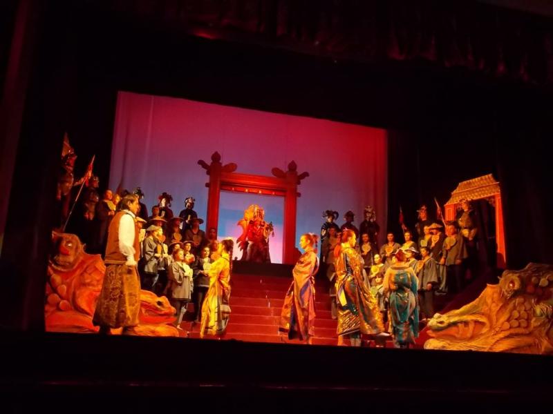 Turaiova, ni hao Oltenia style. Turandot in Bănie region