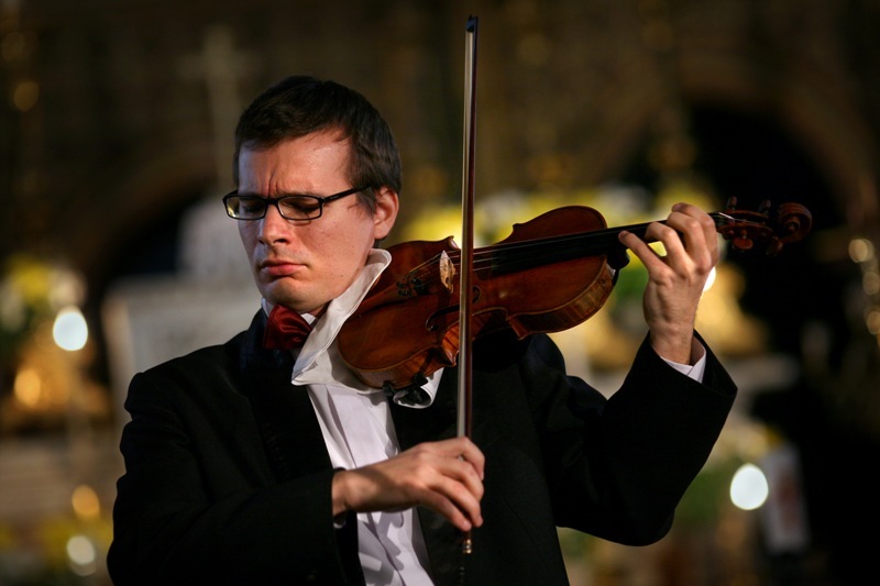 Violonistul Alexandru Tomescu, aclamat la TÃ¢rgu Jiu