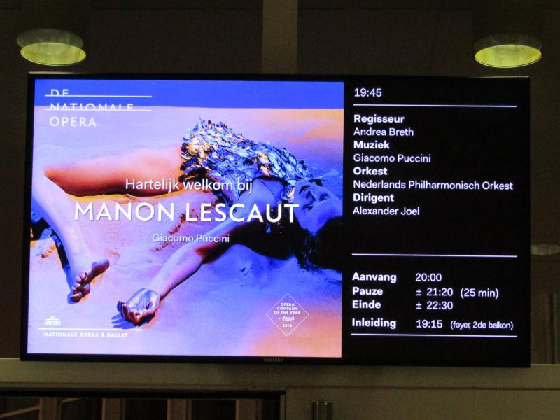 Dorst Manon Lescaut naufragiată în nisipurile Amsterdamului
