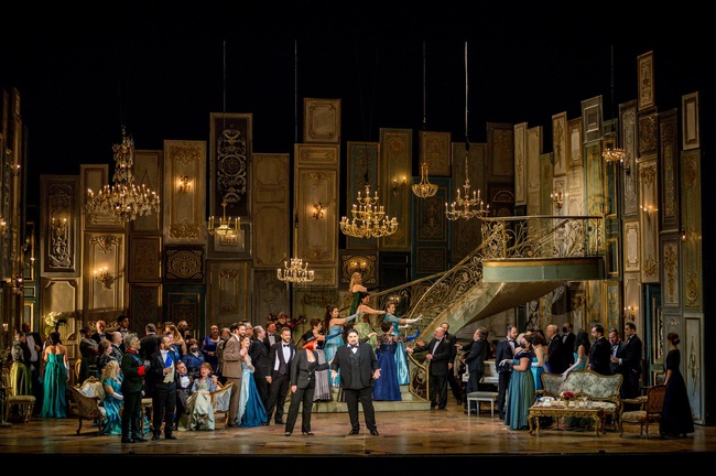 â€žLa Traviataâ€�, povestea celei mai celebre curtezane a Parisului, pe scena Operei NaÈ›ionale BucureÈ™ti